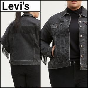 🆕️ LEVI'S Ex-Boyfriend's Trucker Fringe Jacket!
